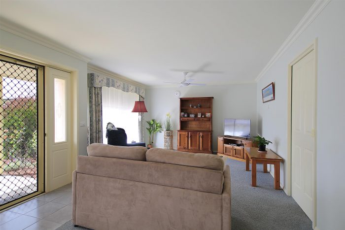 Unit 2/41 Swanston St, Terang VIC 3264, Australia