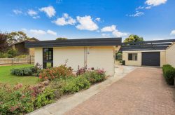 5 Uebergang St, Port Fairy VIC 3284, Australia