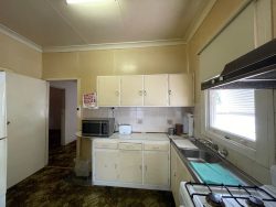 222 Wantigong St, North Albury NSW 2640, Australia