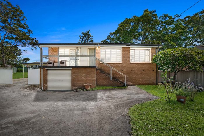 226 Wallarah Rd, Gorokan NSW 2263, Australia