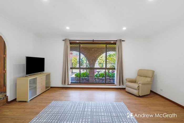 7 Andra Cl, Belmont NSW 2280, Australia