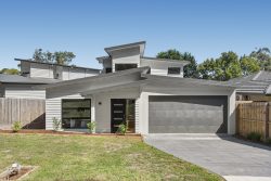 13 Fortune Ave, Lilydale VIC 3140, Australia