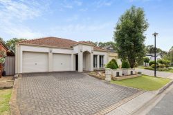 17 Taminga Way, Flagstaff Hill SA 5159, Australia