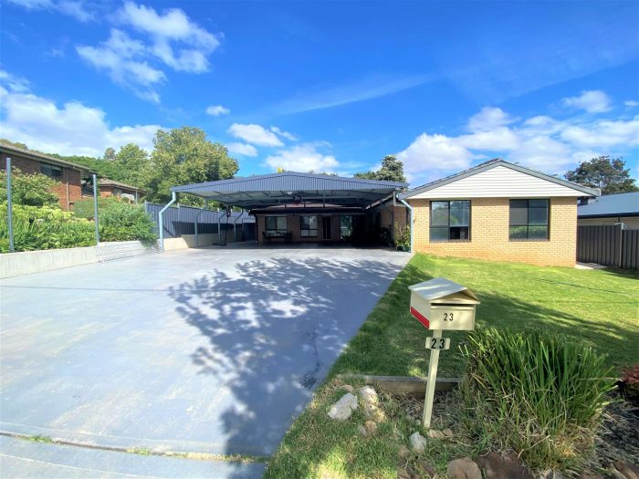 23 Cowper St, Young NSW 2594, Australia