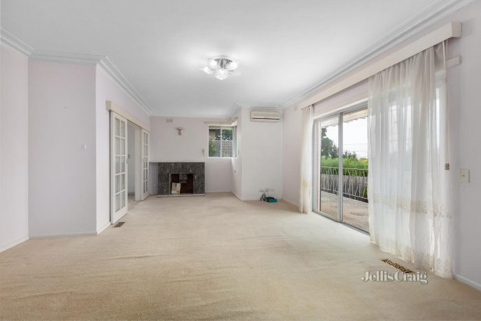 6 Heany St, Mount Waverley VIC 3149, Australia