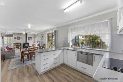 10 Oswald Dr, Alexandra VIC 3714, Australia