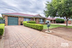 3 Provan Pl, Dubbo NSW 2830, Australia