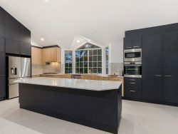 2 Santabelle Cres, Clear Island Waters QLD 4226, Australia