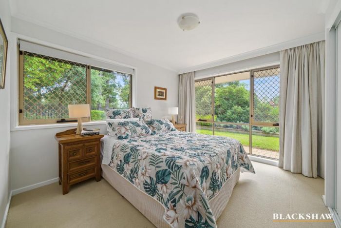 37 Twelvetrees Cres, Florey ACT 2615, Australia