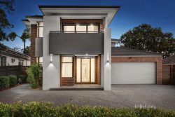 104 Woodhouse Grove, Box Hill North VIC 3129, Australia