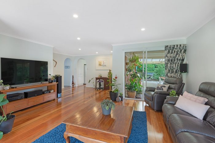 11 Wasshaven Cl, Wrights Beach NSW 2540, Australia