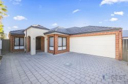 42 Morley Dr E, Morley WA 6062, Australia