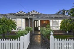 20 Hibiscus Ct, Altona Meadows VIC 3028, Australia