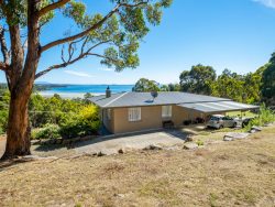 215 Nubeena Rd, Koonya TAS 7187, Australia