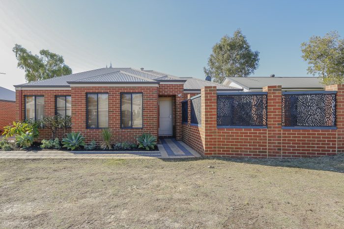 28 Newbury St, Balga WA 6061, Australia