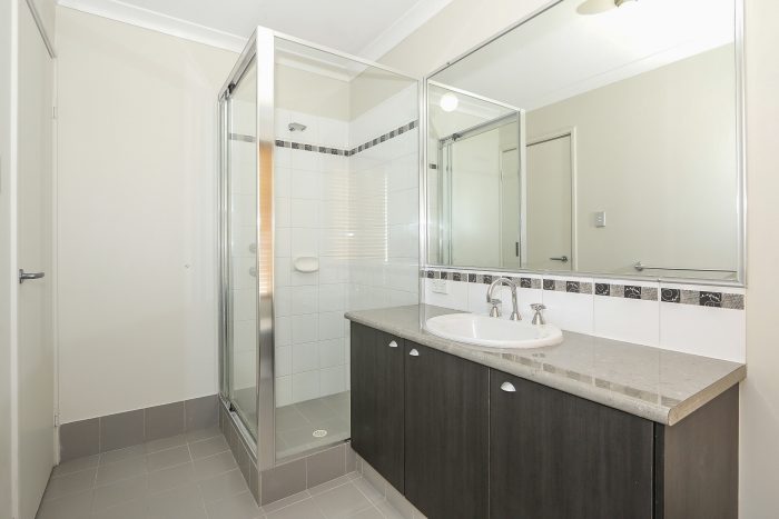 28 Newbury St, Balga WA 6061, Australia