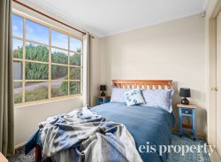 47 Alwyn Rd, Lenah Valley TAS 7008, Australia