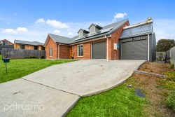 12 Sadri Ct, New Norfolk TAS 7140, Australia