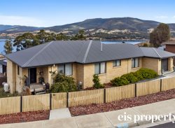 2 Thompson Cres, Bridgewater TAS 7030, Australia