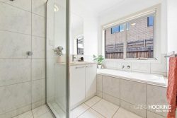 43 Henderson Cct, Rockbank VIC 3335, Australia