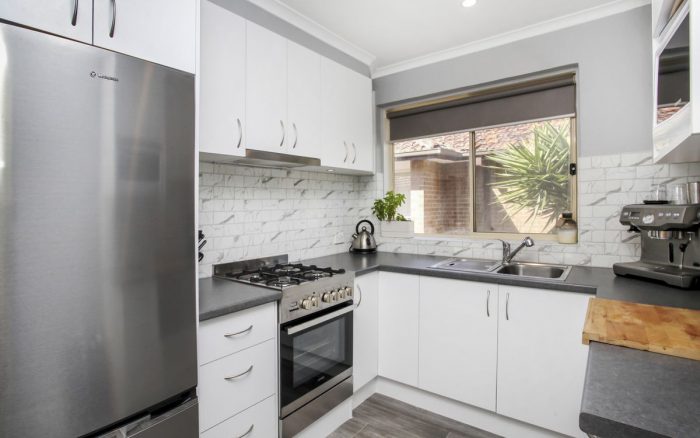 4/77 Walter St, Ascot Vale VIC 3032, Australia