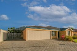 43 Warlock Rd, Bayonet Head WA 6330, Australia