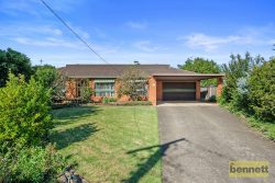 6 Wiles Pl, Cambridge Park NSW 2747, Australia