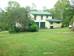 17 Wilkinson Dr, Tolga QLD 4882, Australia