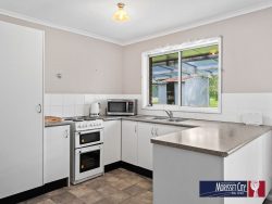 5 Grant St, Windermere Park NSW 2264, Australia