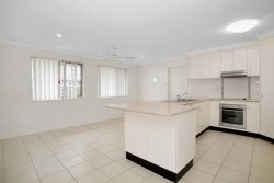 26 Lilian Ave, Eimeo QLD 4740, Australia