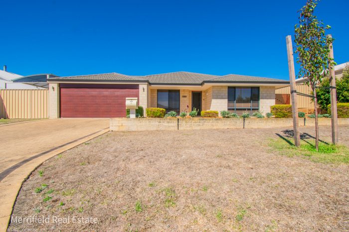 9 Notley St, Yakamia WA 6330, Australia