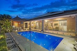 18 Queenscliff Pl, Mardi NSW 2259, Australia