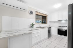 43 Porpoise Cres, Bligh Park NSW 2756, Australia