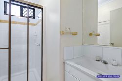 Unit 4/7 Rigg St, Woree QLD 4868, Australia