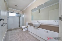 11B Paddington St, Bayswater WA 6053, Australia