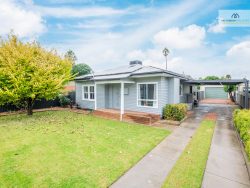 14 Wilson Ave, Tatura VIC 3616, Australia