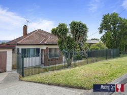 11 Yambo St, Morisset NSW 2264, Australia