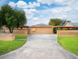 1/486 Ashford St, Lavington NSW 2641, Australia