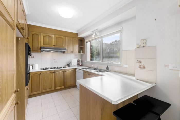 Unit 2/123 Beverley St, Doncaster East VIC 3109, Australia