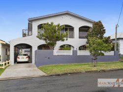 61 Boondilla Rd, Blue Bay NSW 2261, Australia