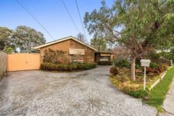 12 Dehaviland Ave, Forest Hill VIC 3131, Australia