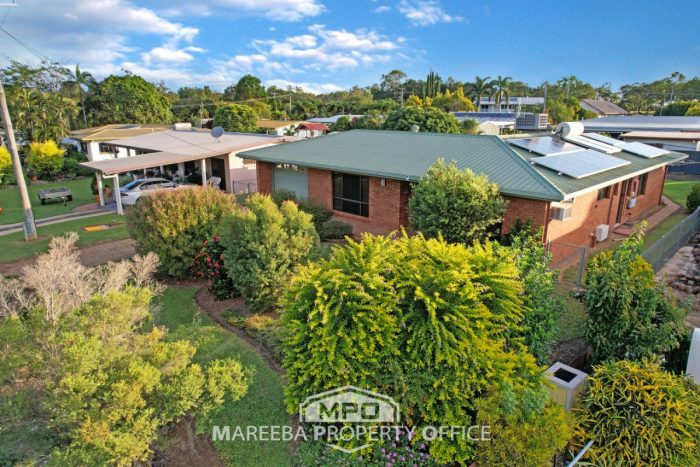 16 Dangaard St, Mareeba QLD 4880, Australia