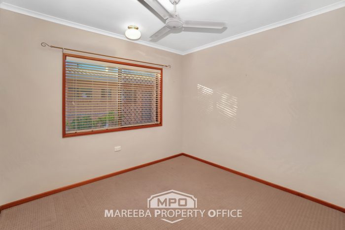 16 Dangaard St, Mareeba QLD 4880, Australia