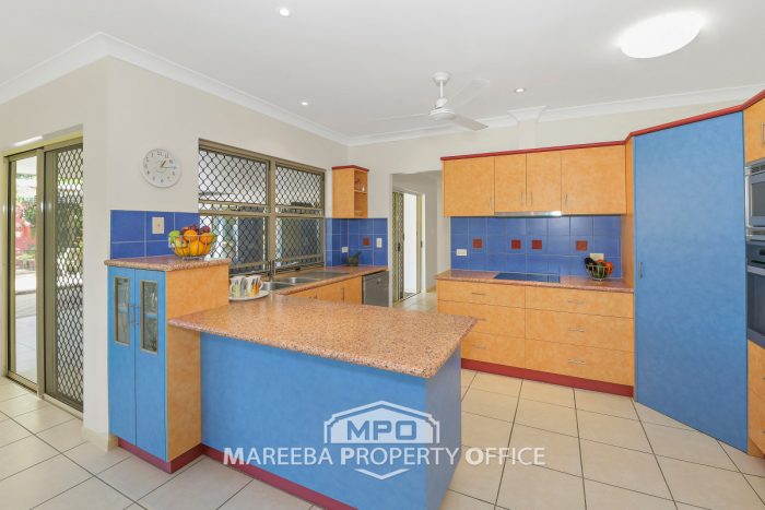 36 Jacinta Cres, Mareeba QLD 4880, Australia