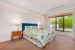 3 Nareeb Ct, Toorak VIC 3142, Australia