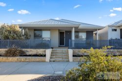 37 Piazza Link, Alkimos WA 6038, Australia