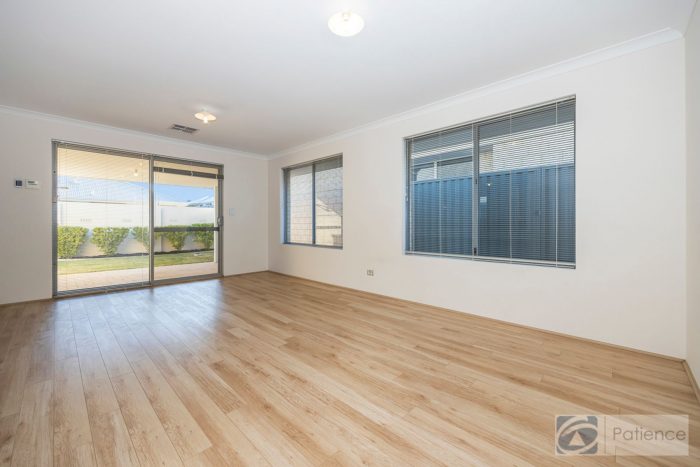 37 Piazza Link, Alkimos WA 6038, Australia