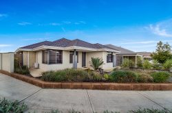 14 Pierre Bend, Ellenbrook WA 6069, Australia