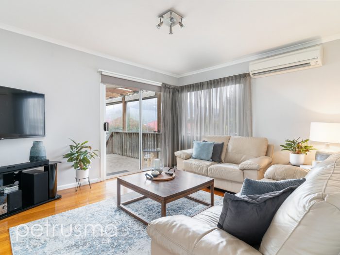 17 Ashbolt Cres, Lutana TAS 7009, Australia