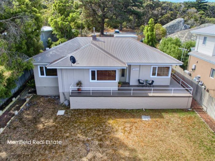 61 Burgoyne Rd, Port Albany WA 6330, Australia